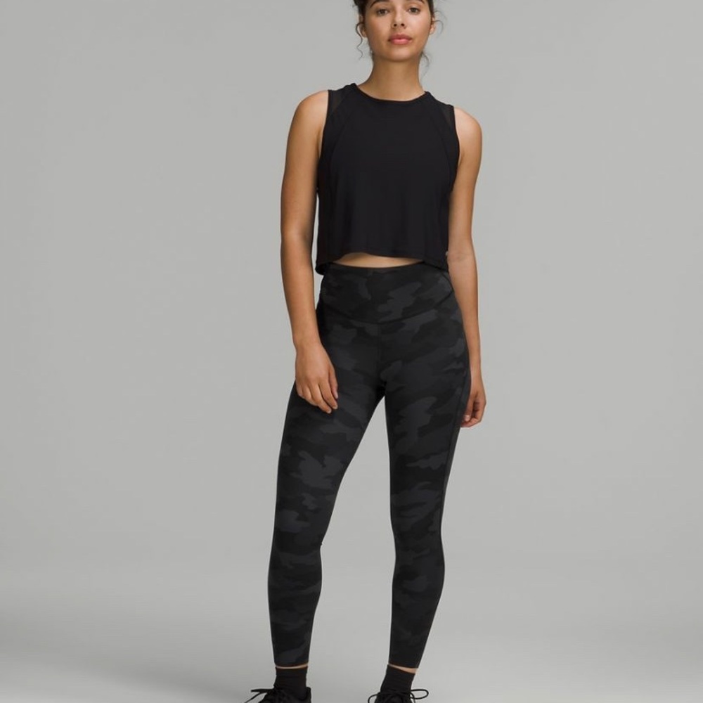 NWT Lululemon Base Pace HR crop 23”